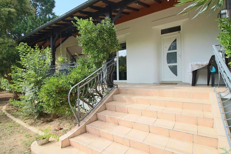 Maison - 190 m² - 8 pièces