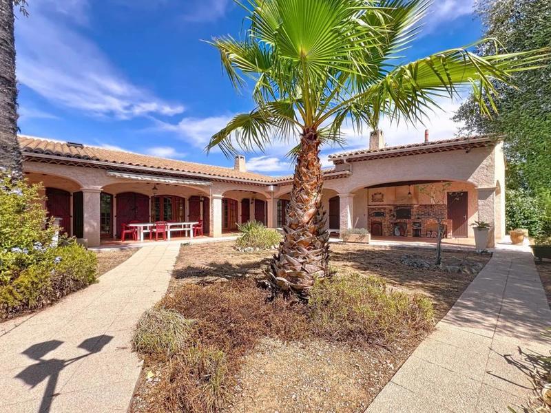 Villa - 170 m² - 5 pièces