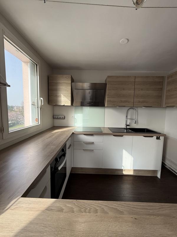 Appartement - 83 m² - 4 pièces