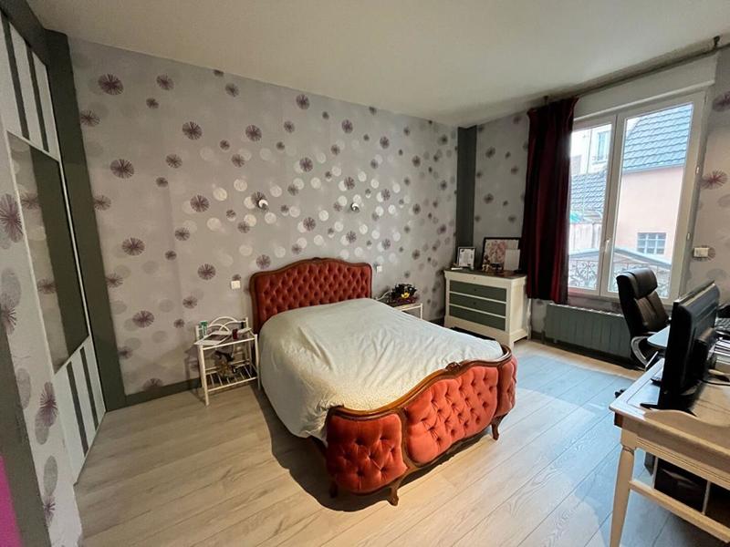 Maison - 185 m² - 7 pièces