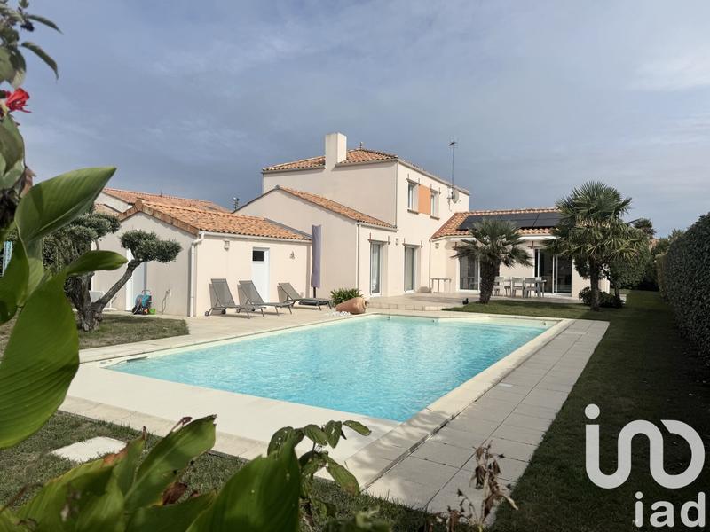 Maison - 152 m² - 7 pièces