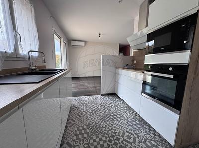 Maison - 86 m² - 5 pièces