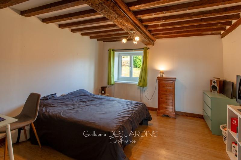 Maison traditionnelle - 170 m² - 5 pièces