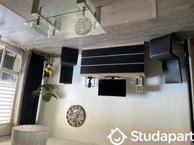 Chambre - 12 m² - 1 pièce