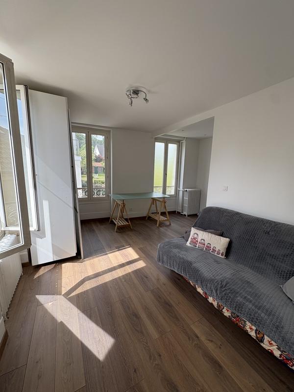 Maison traditionnelle - 130 m² - 4 pièces