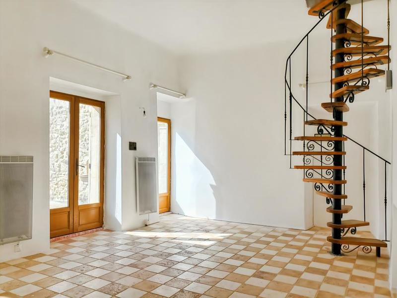 Maison de village - 87 m² - 3 pièces