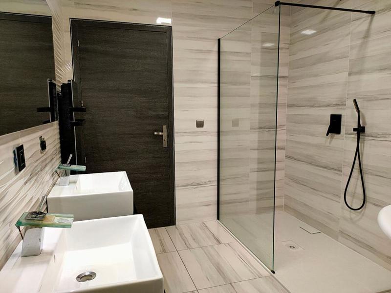 Maison - 224 m² - 7 pièces