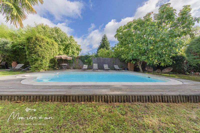 Maison - 143 m² - 6 pièces