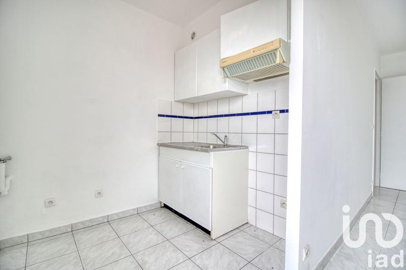 Studio - 30 m² - 1 pièce