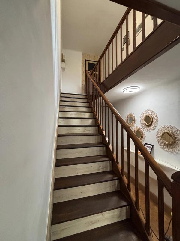 Maison - 208 m² - 8 pièces