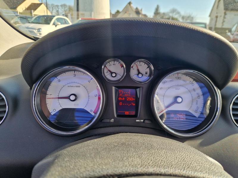 Peugeot 308 Cc 1.6 Hdi Bvm6 115