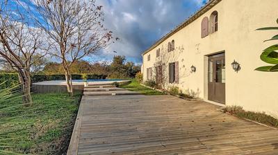 Maison - 168 m² - 7 pièces