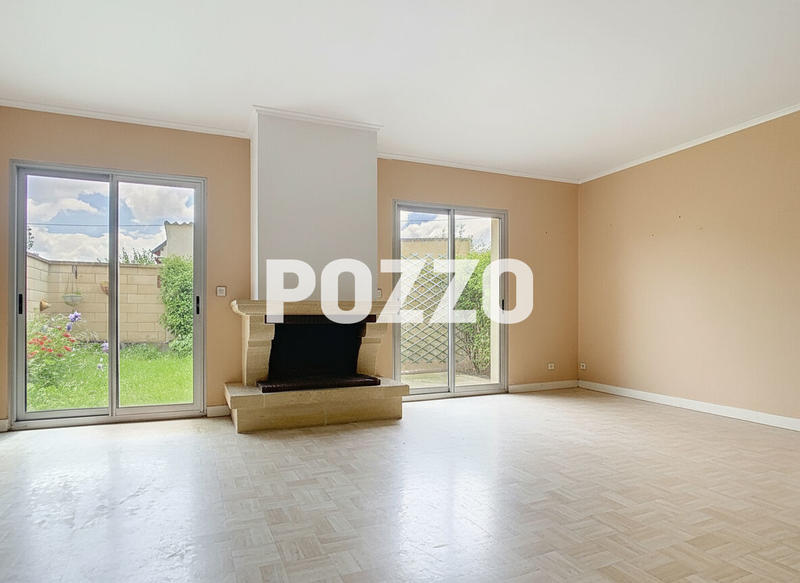 Maison - 185 m² - 10 pièces