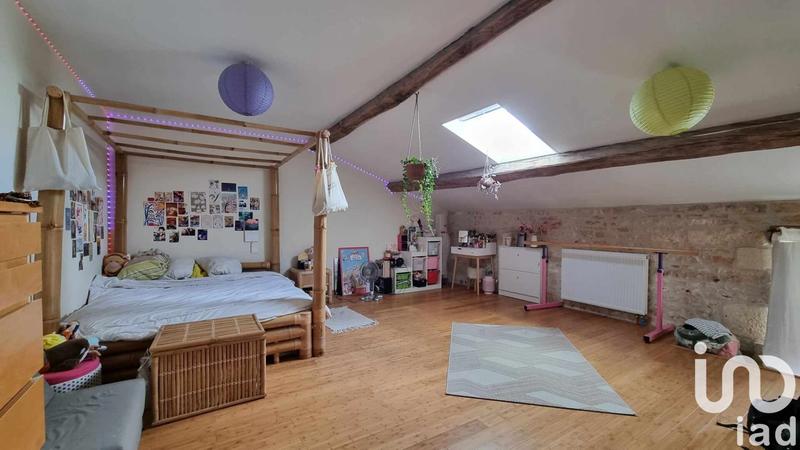 Maison - 361 m² - 12 pièces