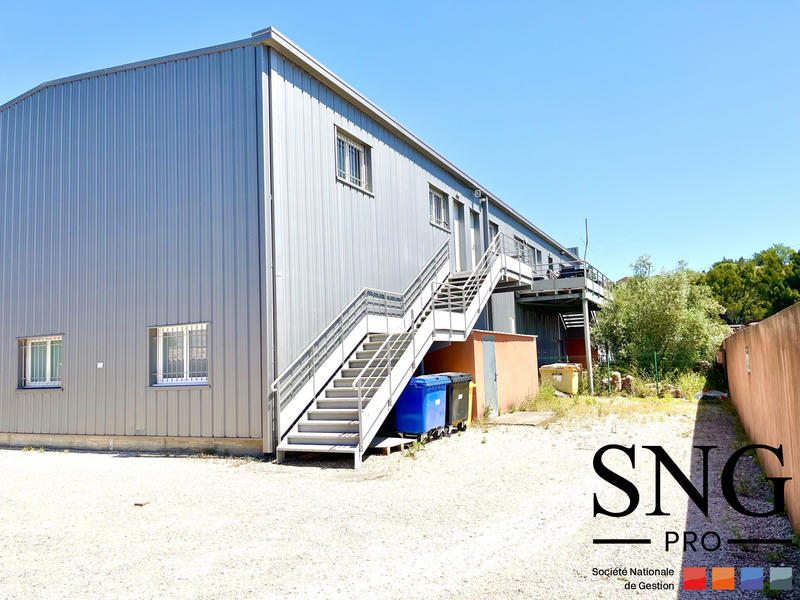 Bureau - 154 m² - 7 pièces