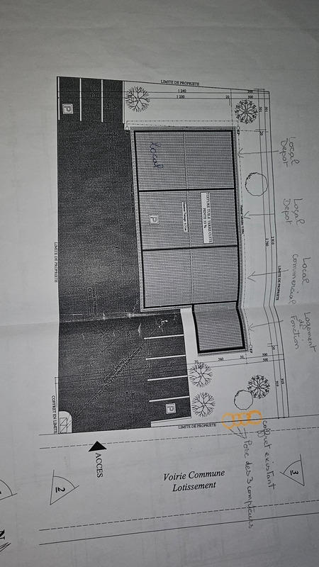 Local artisanal - 420 m² - 6 pièces