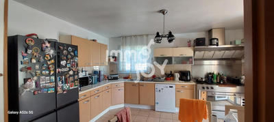 Maison - 170 m² - 6 pièces