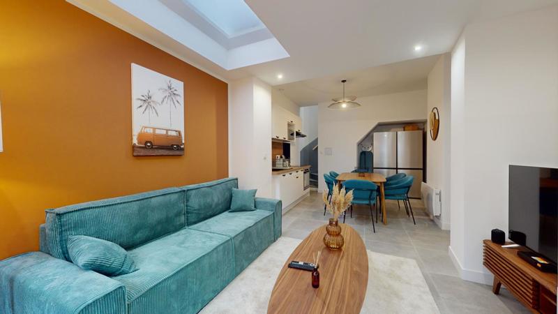 Maison - 102 m² - 6 pièces