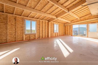 Appartement - 87 m² - 4 pièces