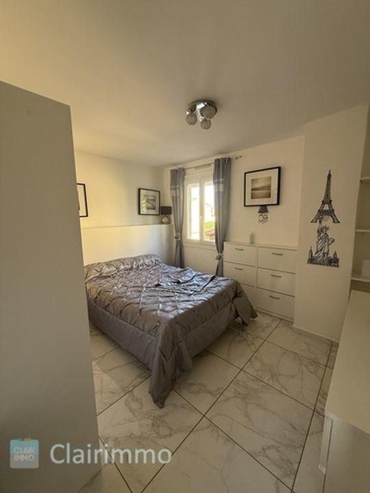 Maison - 180 m² - 5 pièces