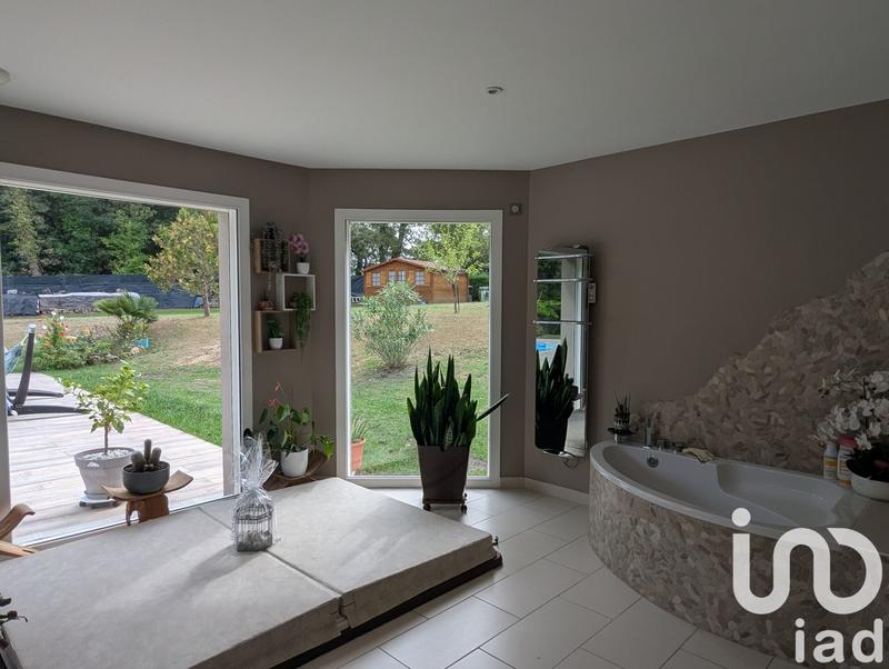 Maison - 193 m² - 6 pièces