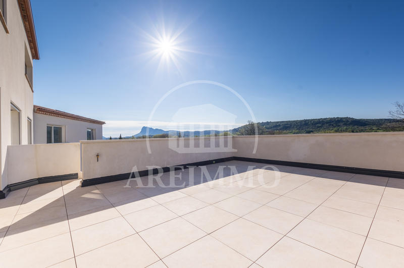 Maison - 160 m² - 4 pièces