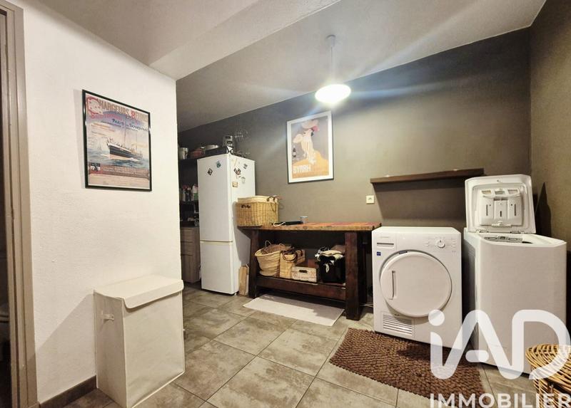 Maison - 244 m² - 6 pièces