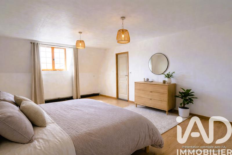 Maison - 274 m² - 7 pièces