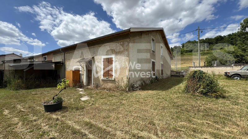 Maison - 200 m² - 2 pièces