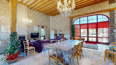 Maison - 280 m² - 7 pièces