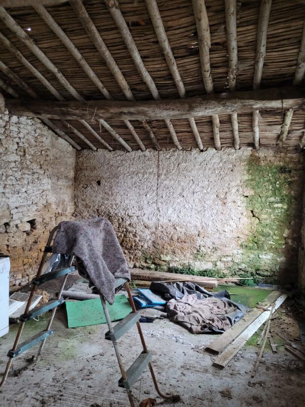 Grange - 94 m² - 2 pièces