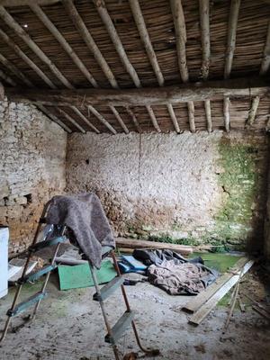 Grange - 94 m² - 2 pièces