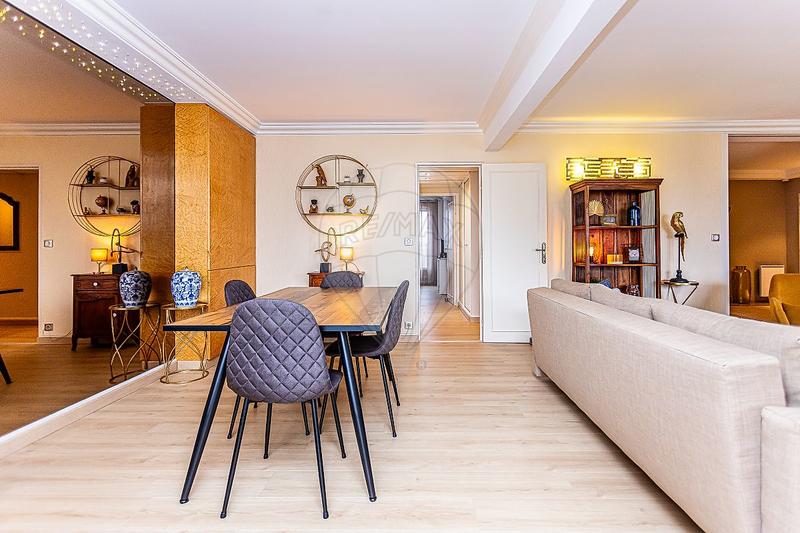 Appartement - 90 m² - 3 pièces
