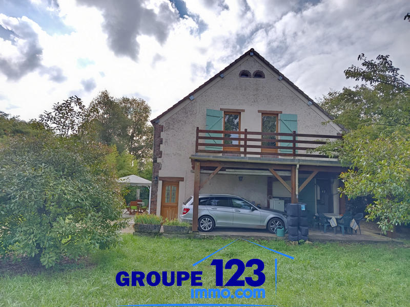 Maison - 203 m² - 5 pièces