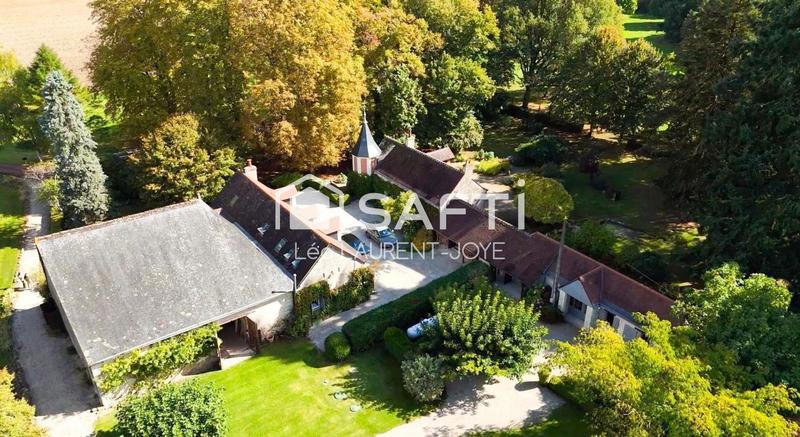 Maison - 336 m² - 13 pièces