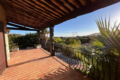 Maison - 400 m² - 9 pièces