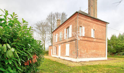 Maison - 232 m² - 12 pièces