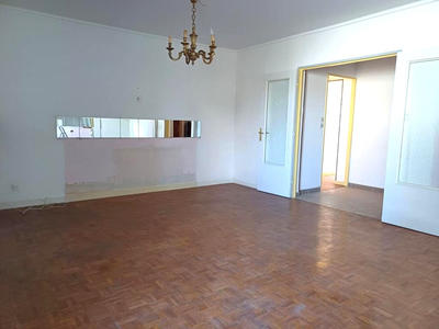 Appartement - 79 m² - 4 pièces