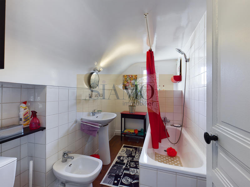 Maison - 150 m² - 5 pièces