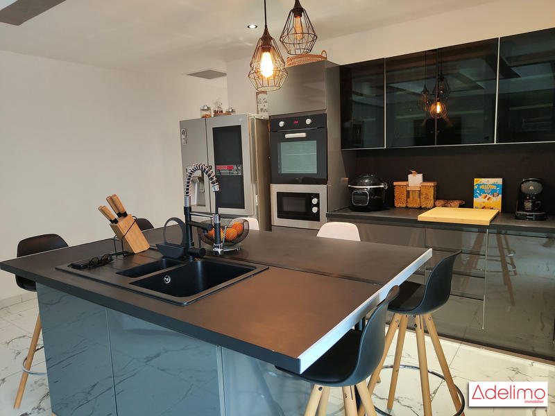 Maison contemporaine - 140 m² - 5 pièces