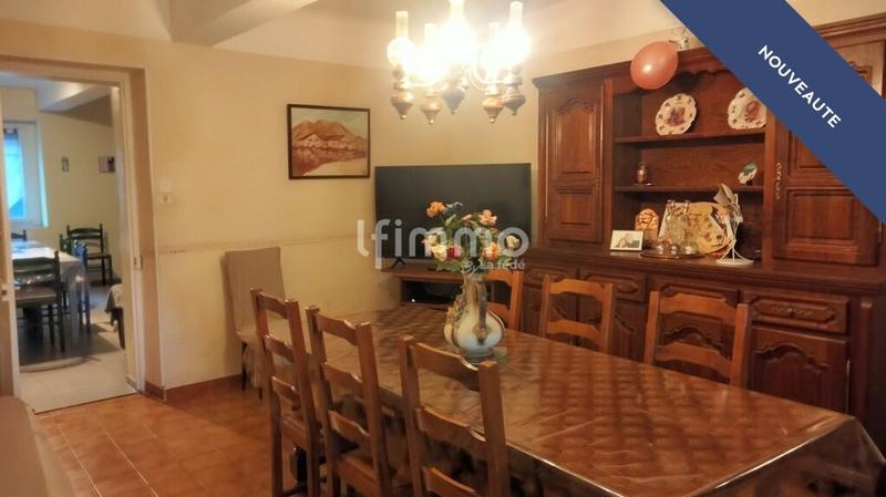 Maison - 231 m² - 5 pièces