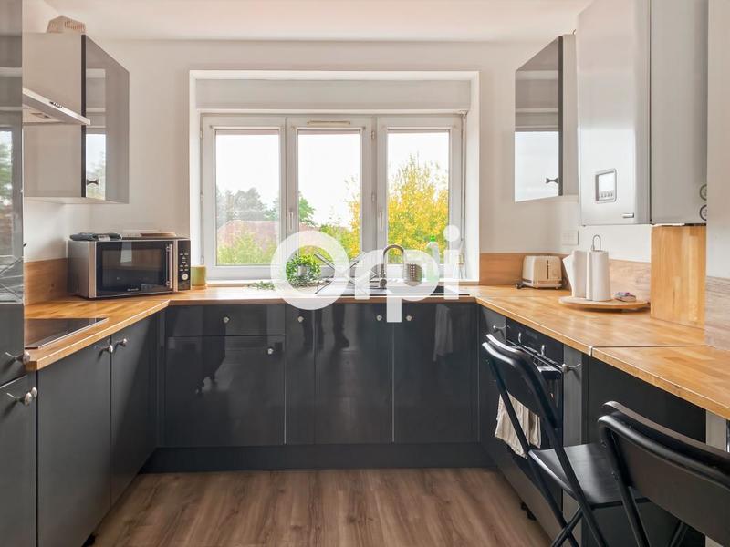 Maison - 200 m² - 6 pièces