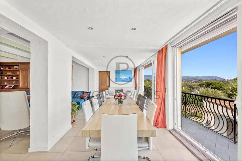 Villa - 350 m² - 9 pièces