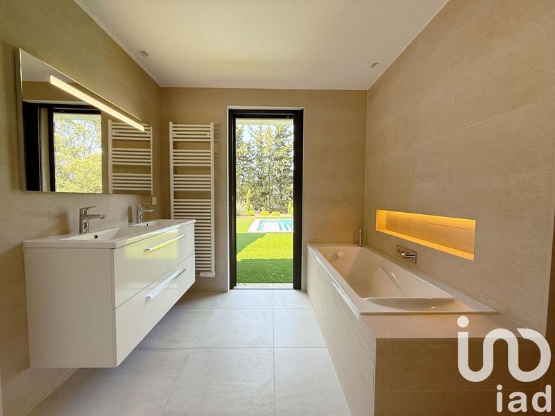 Maison - 128 m² - 4 pièces