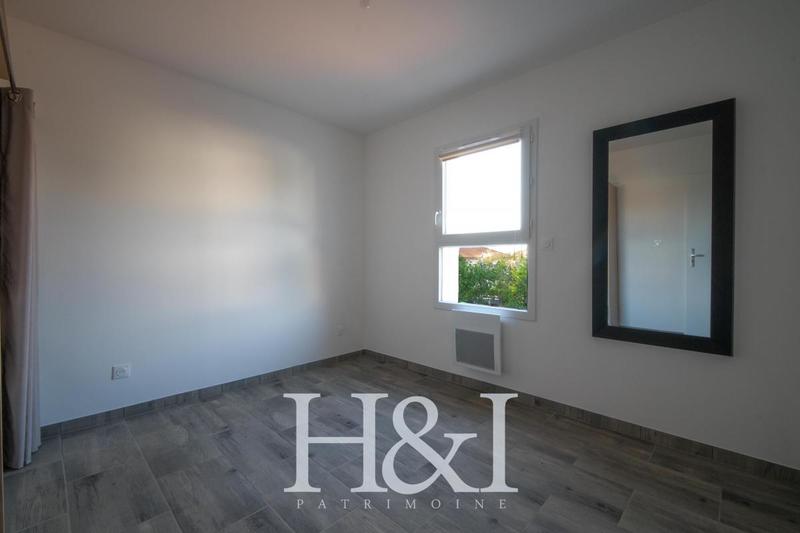 Propriété - 100 m² - 5 pièces