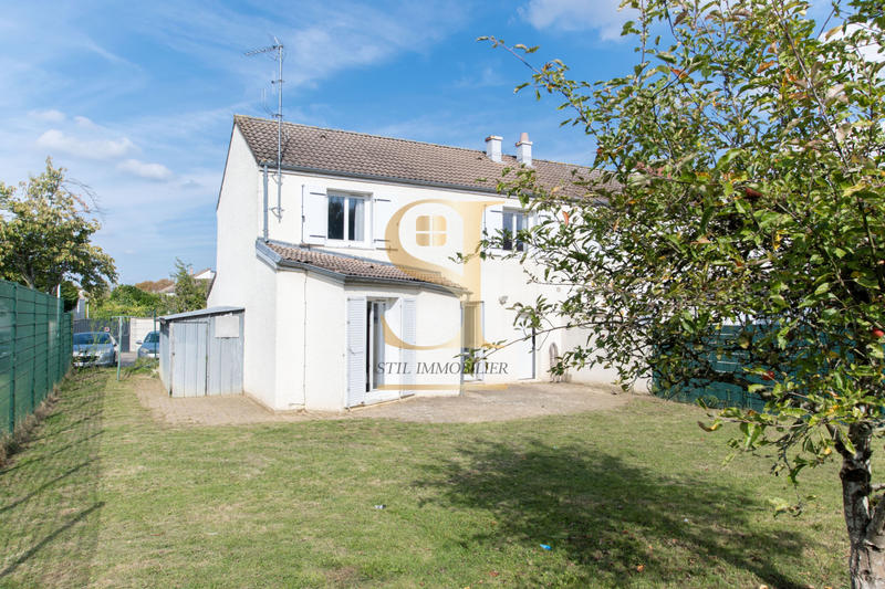 Maison - 90 m² - 5 pièces