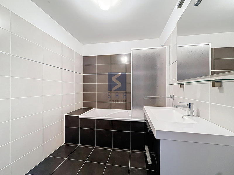 Maison - 165 m² - 6 pièces