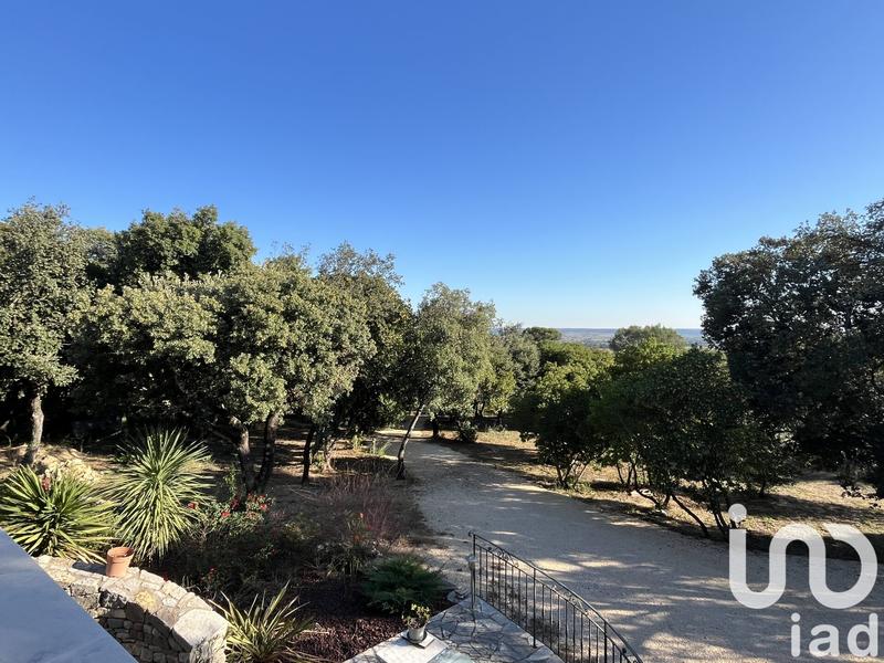 Maison - 227 m² - 9 pièces