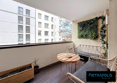 Appartement - 83 m² - 4 pièces