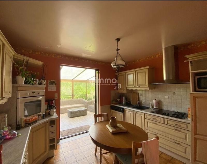 Maison - 156 m² - 8 pièces